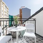 Turisticos Con Terraza En Lapera Apartment
