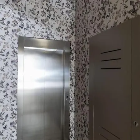 Turisticos Con Terraza En Lapera * Santander