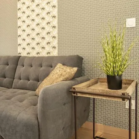 Turisticos Con Terraza En Lapera Apartment