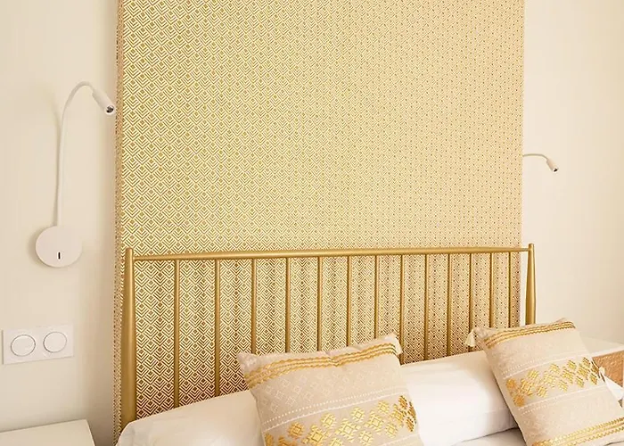 Turisticos Con Terraza En Lapera * Santander