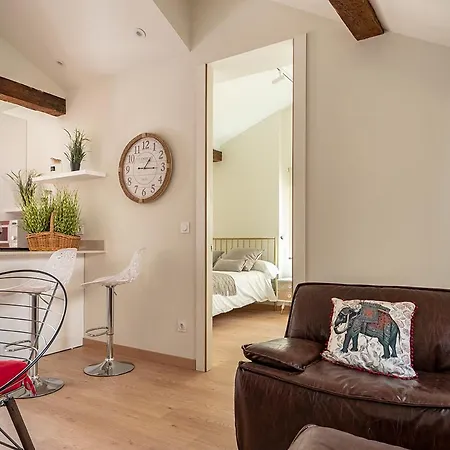 Turisticos Con Terraza En Lapera