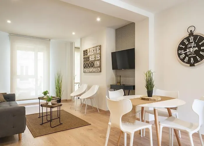 Turísticos Con Terraza En Lapera * Santander